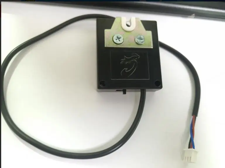Фотоэлектрический детектор поломки пряжи.|yarn|yarn sensor |