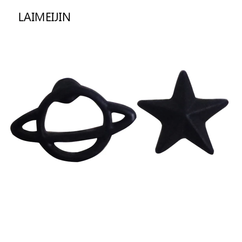 

Cute Black Hollow Out Planets Star Stud Earrings For Women and Girls Lovely Simple Star Earrings Fashion Asymmetric Jewelry Gift