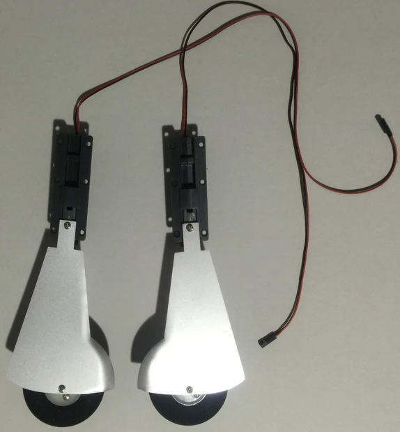 

Retractable Landing Gear for Unique Model P51 RC Aircraft