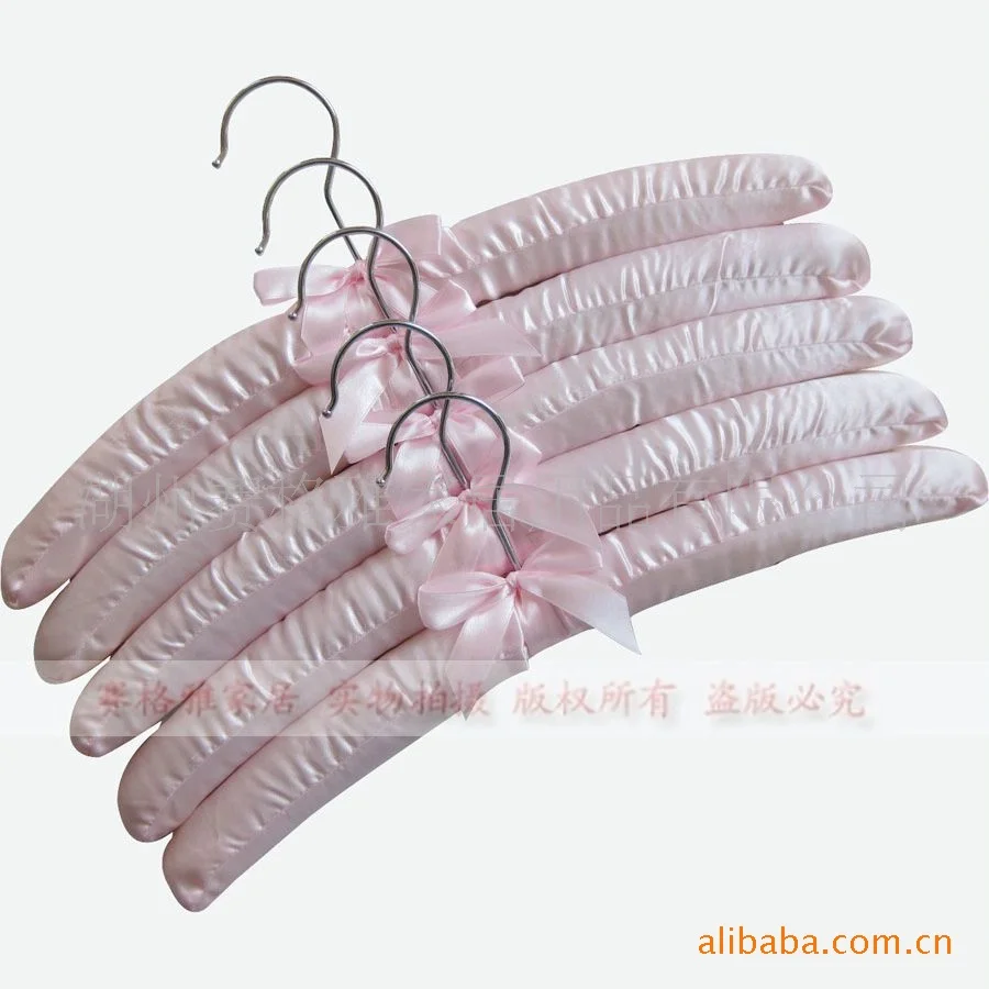 santin-padded-hangers (26)