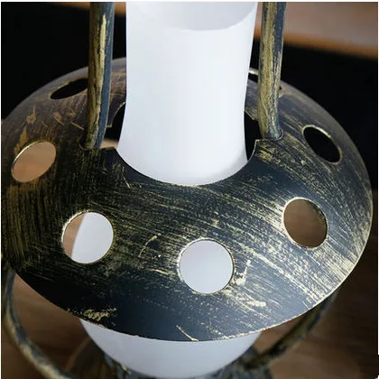 European retro bronzing lamp base frosted glass Table Lamps Antique kerosene lamp E27 LED iron lamp for bar&bedside&foyer LDK021