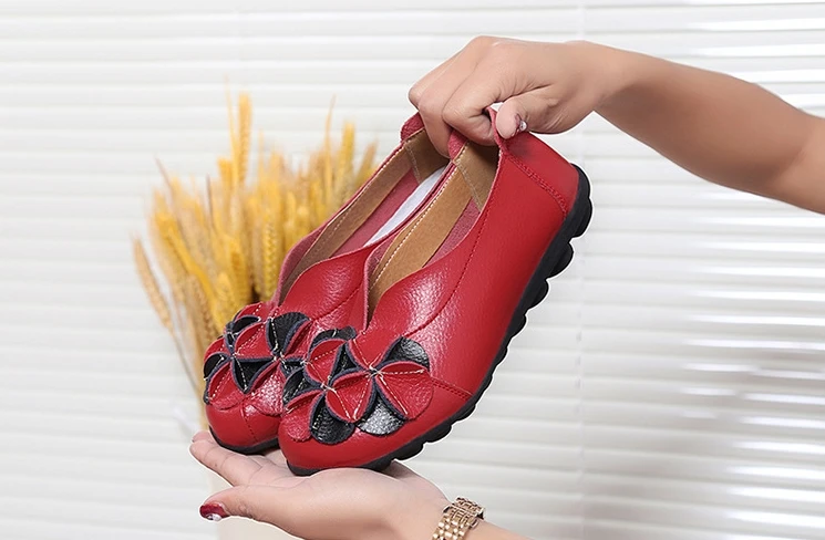 Summer Women'S Leather Shoes Woman Split Leather Loafers With Flowers Soft Flats Slip On Shoes For Women Moccasins Mother Shoes (14)
