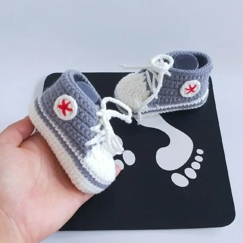 QYFLYXUEQYFLYXUE-вязанные крючком Детские шлёпанцы, детские белые сланцы с цветком, вязаная детская обувь, Размеры 0-12 месяцев