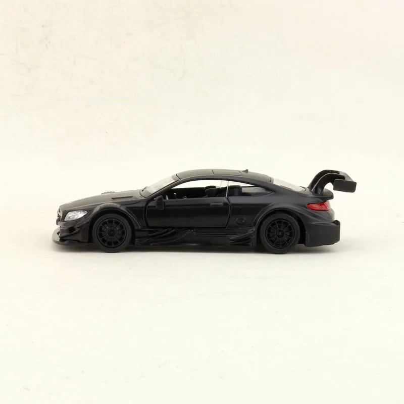 C63 DTM (4)