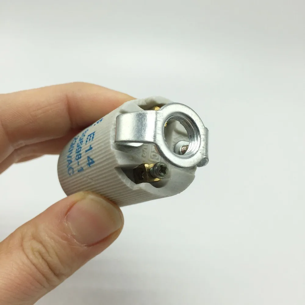 Ceramic E14 lamp socket (4)