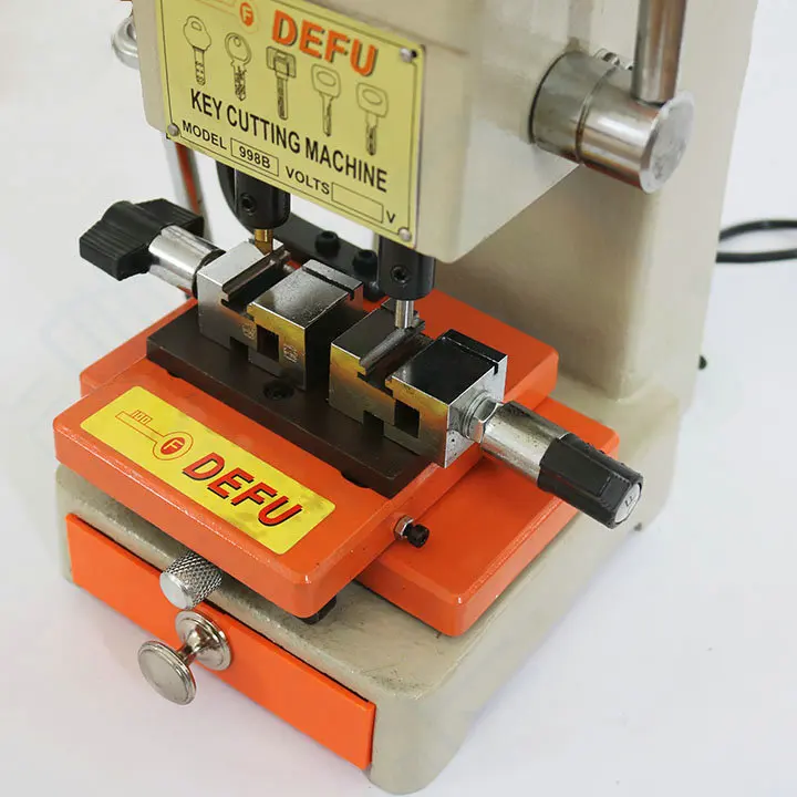 DeFu-998B-vertical-key-cutting-machine-For-Auto-Key-cutting-work-on-220v-50hz-to-make