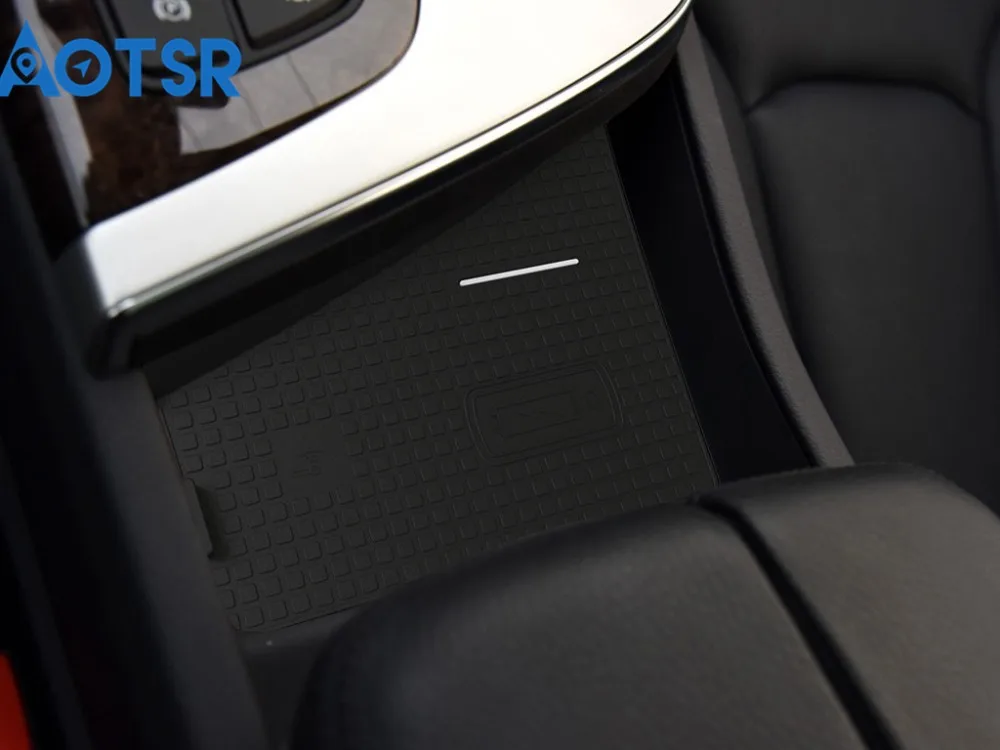 Aotsr QI Wireless Car Charger For Audi Q7 2016 2017 2018 Intelligent Infrared Fast Wireless Charging Car Phone Holder For iphone