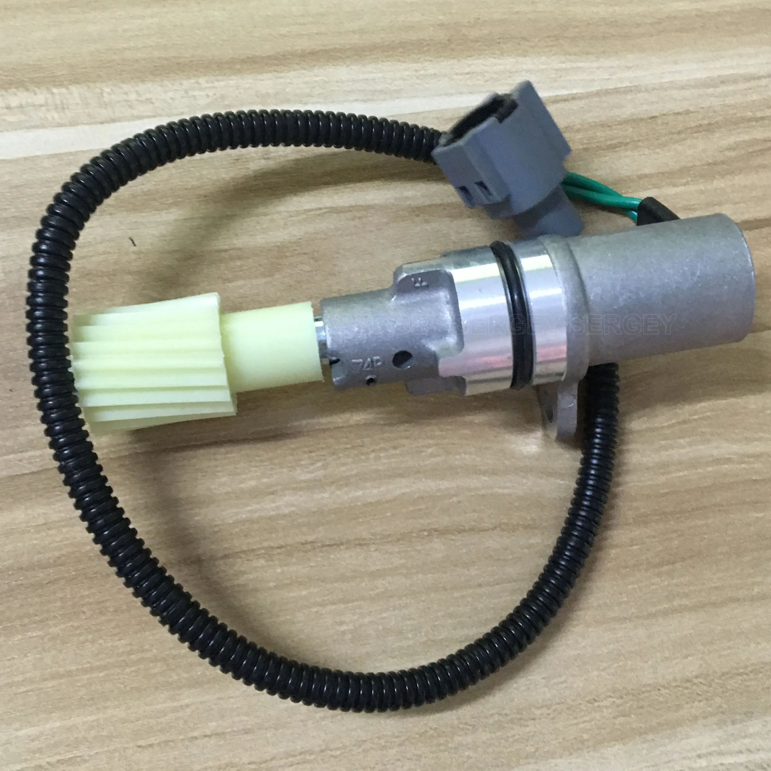 

New Odometer Speed Sensor For NISSAN D21 Pathfinder Pickup Frontier 2.4L 3.0L 3.3L 2501074P01 SU4647 SC64 25010-74P01 5S4793