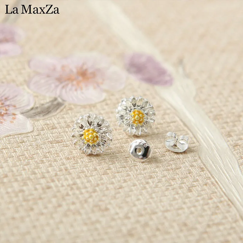 Flower Crystals Stud Earring for Women Daisy Charm Zircon Fashion