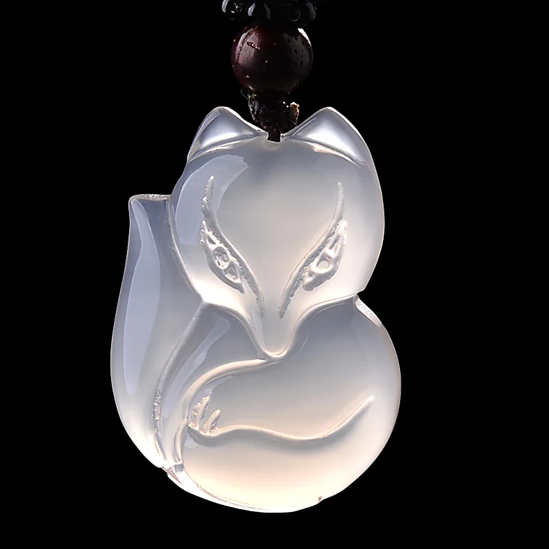 

beautiful Chinese Handwork Natural agate Carved fox Amulet Lucky pendant beads necklace Fashion Jewelry