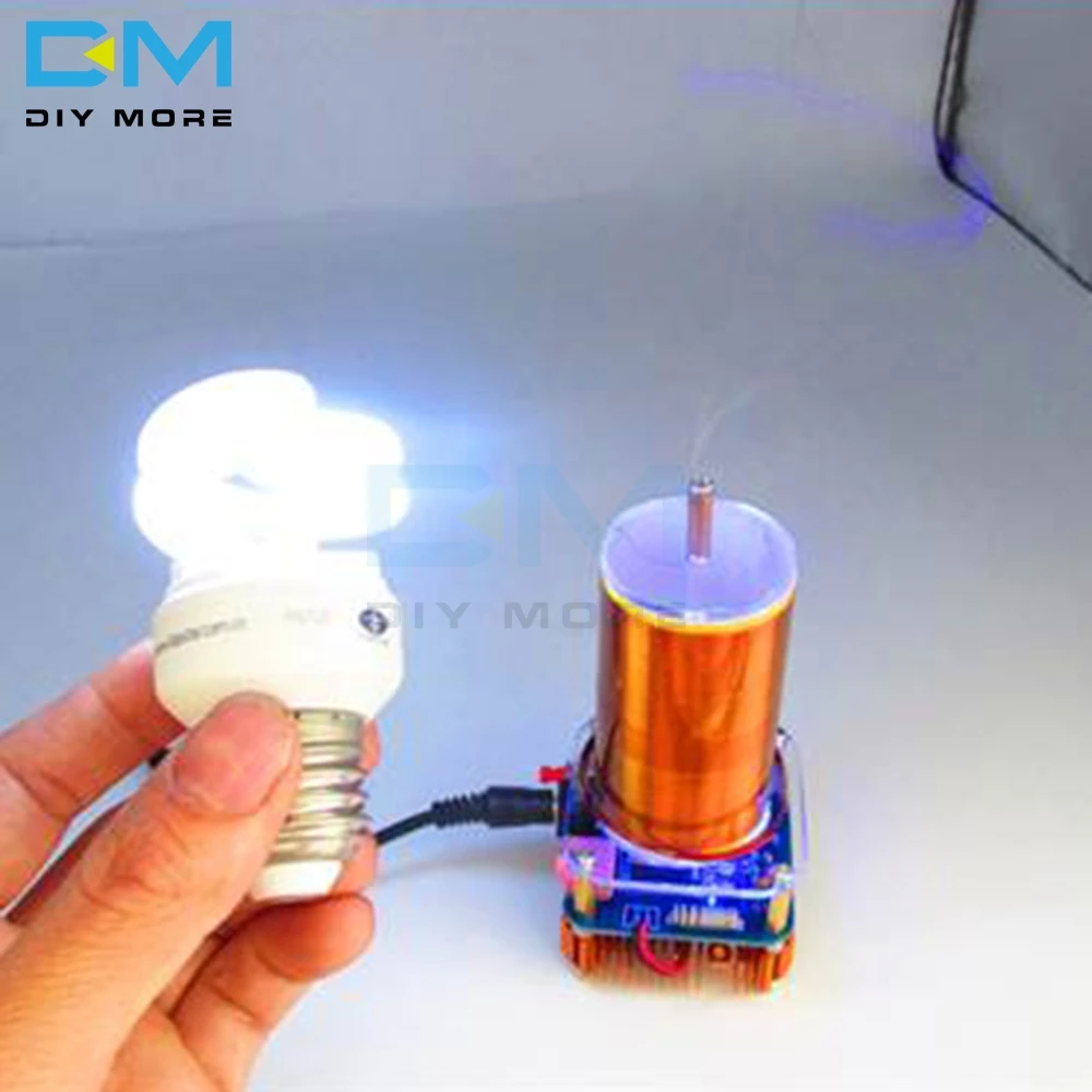 

Magical Music Rotating Tesla Coil Generates High Temperature High Pressure Plasma Audio Port For MP3 Mobile Phone Computer 24V