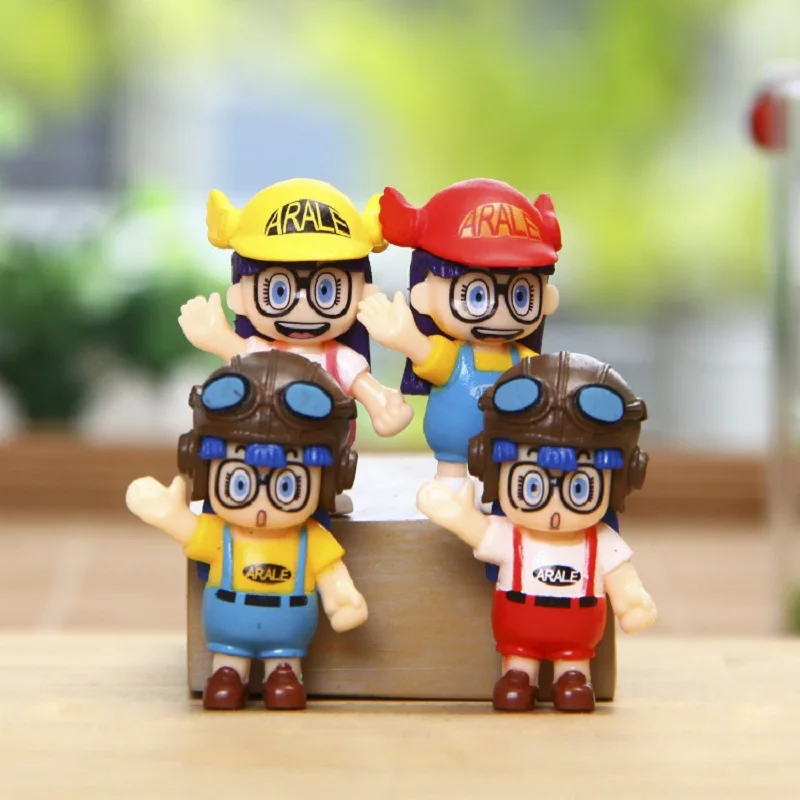 

4pcs/lot IQ Doctor Arale PVC Action Figures Toys DIY Micro Garden Landscape Decoration Props Toys For Children Christmas Gifts