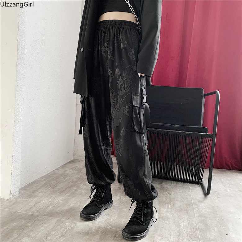 

Japanese Men Embroidery Dragon Hip Hop Belt Ribbon Pocket Loose Harem Cargo Jogger Pant Punk Trouser Streetwear Vintage Silky