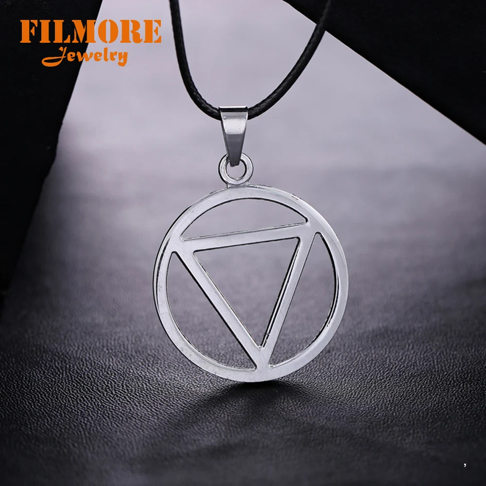 

Classic Trendy Punk Rope Chain Choker Necklace Hip Hop Geometric Round Triangle Eminem Torques Jewelry Triangle Naruto Hidan