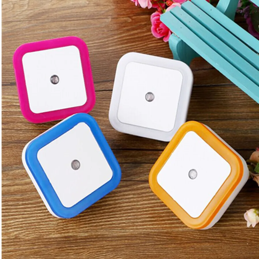 US//EU Plug Wall Lamp Light Sensor Control Induction Energy Saving Lamp NEW