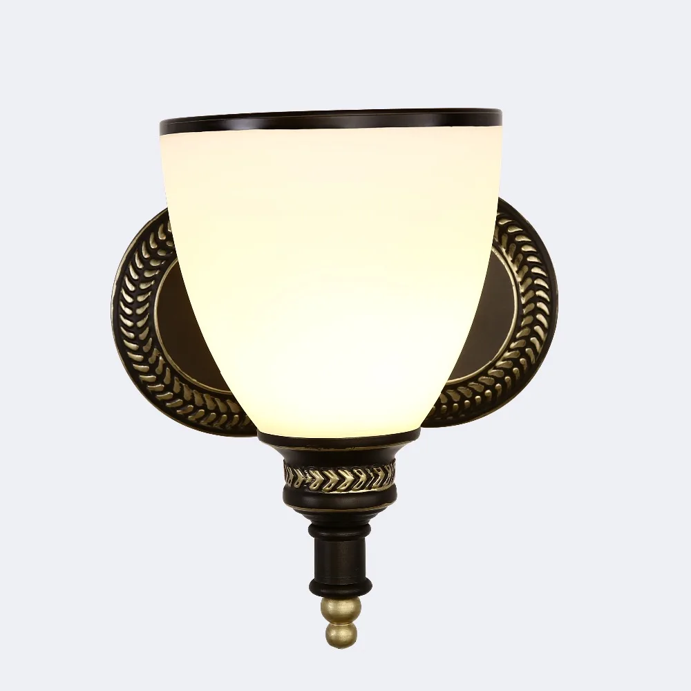 

European-style antique single double head wall lamp bedroom headroom balcony porch mirror headlight living room iron art lamps