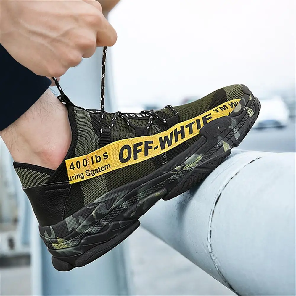 Smerilli Spring Autumn 2018 New Breathable Mesh Casual Shoes Men Slip On Camouflage Color Walking Unisex Couples Shoes Men