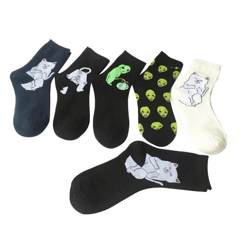 

Men Women Medium Finger Cat Socks Cotton Female Harajuku Funny Hip-Hop Street Skateboard Sock Sox Casual Simple Style