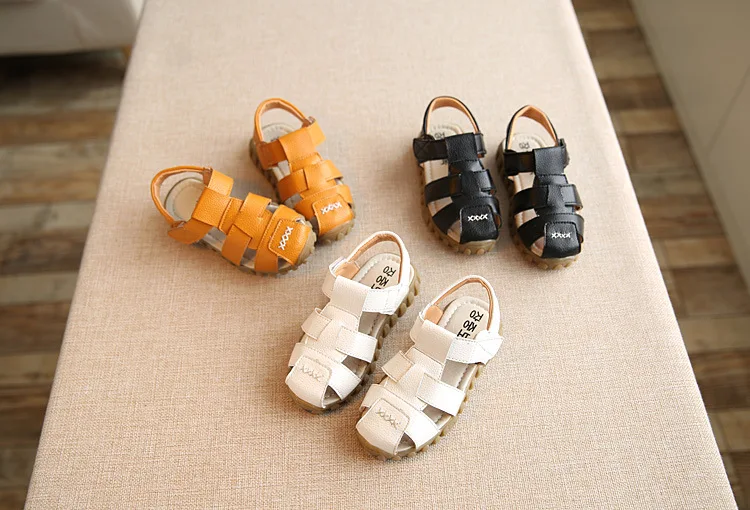 Кожаные сандалии для мальчиков; коллекция года; г.; летняя детская пляжная обувь из мягкой кожи для мальчиков и девочек; детские спортивные сандалии принцессы