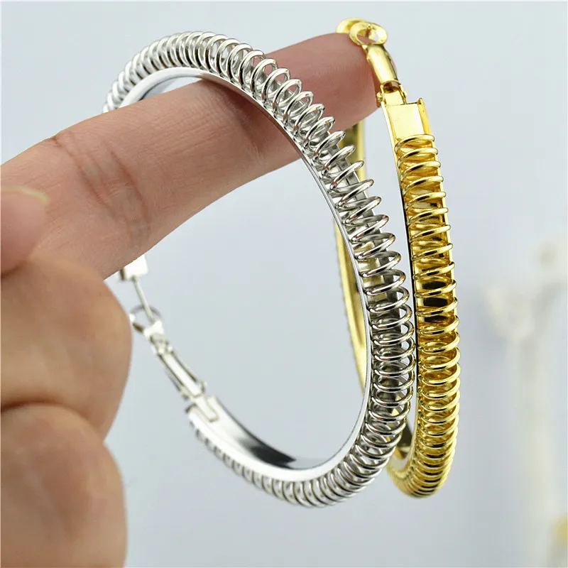 

2018 Top Popular Spring Hoop earrings for women Big circle gold silver Round Fashion jewelry Sexy Glamour youth girl wholesale