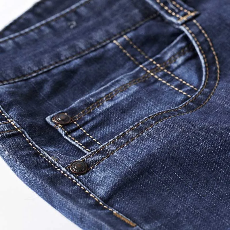  Summer New Denim Shorts Men Casual Jean Short Cotton Thin Beachboard Short Straight Stretched Mens Clothing Plus Size 30-42