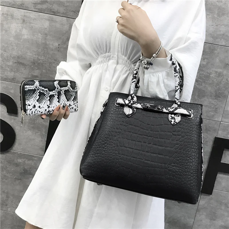 

New Snake Serpentine Leather Bag For Women Patchwork Shoulder Crossbody Bag Ladies Purses and Handbags Set Messenger Clutch Bags