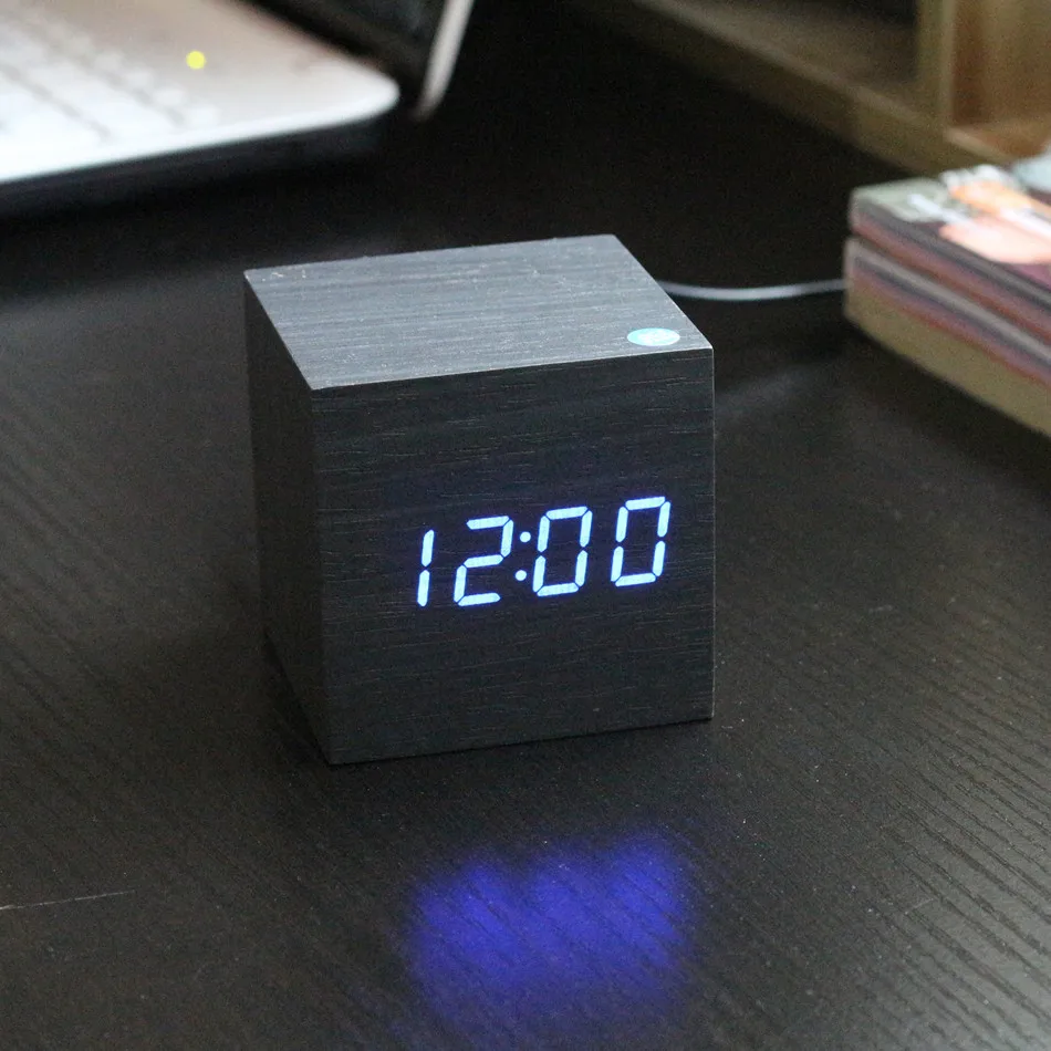 Часы lec. Китайский будильник домик. Часы с дополнительным часом. Avision av1860. External clock.