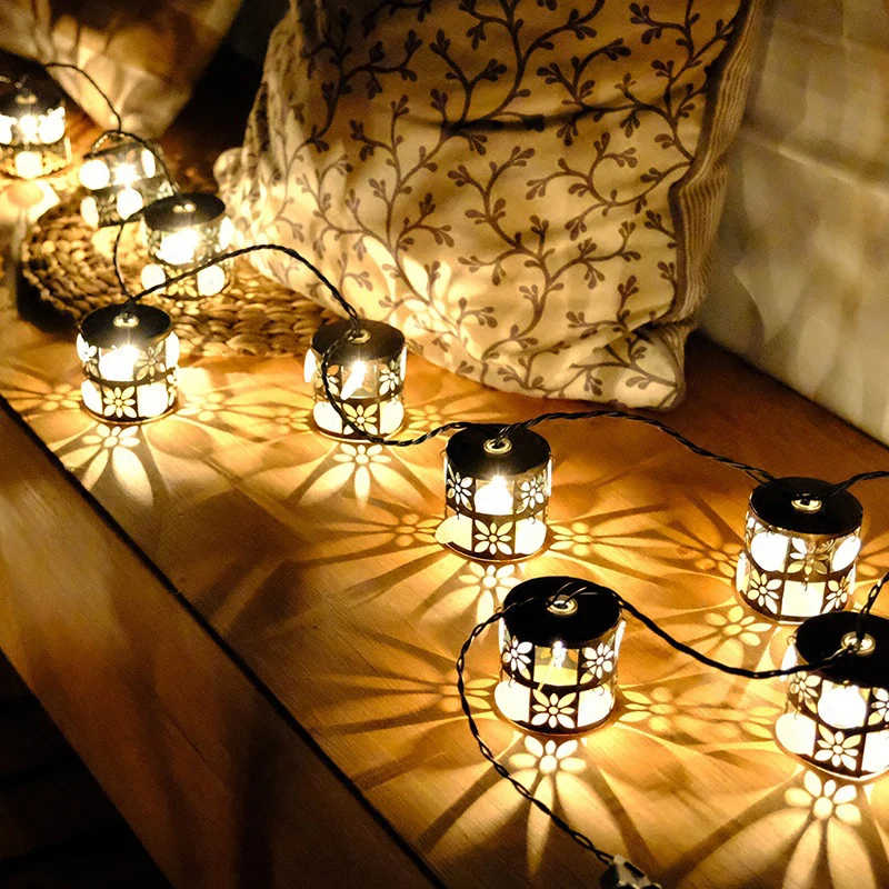 

Tanbaby 1.5M / 3M LED Retro Iron Lantern string light Fairy Metal string lamp for Christmas/Outdoor/Garden/Home Decoration Light