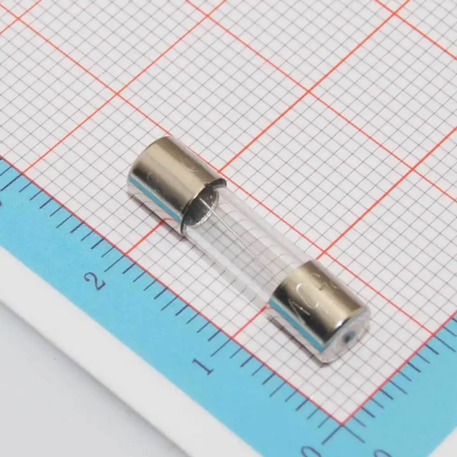 100 шт Предохранитель 250В 30А 5х20 стекло / вставка плавкая - купить с доставко