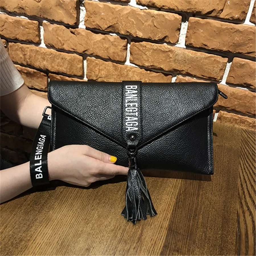 

Simple Fashion Shoulder bags Women Cool Single Bags Real Leather Clutch Bag 2018 New Fashion Small Message Bags Street Trendy