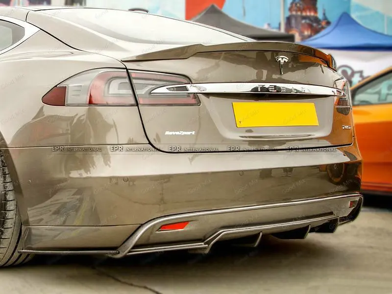 Tesla Model S Revo Style rear spat CF(11)_1
