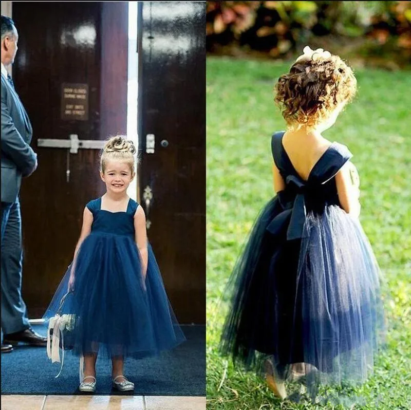 Eenvoudig Ontwerp Tulle Prinses Jurk Vierkante Hals Eerste Communie Jurken met Lint Open Back Custom Made Meisjes Pageant Jurken Goedkope Eenvoudig Ontwerp Tulle Prinses Jurk Vierkante Hals Eerste Communie Jurken met Lint Open Back Custom Made Meisjes Pageant Jurken Goedkope