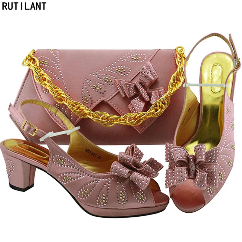 Italiaanse Schoen en Tas Set voor Party In Vrouwen Nigeriaanse Vrouwen Bruiloft Schoenen en Tas Set Party Vrouwen Pompen Vrouwen schoenen Hoge Hak Italiaanse Schoen en Tas Set voor Party In Vrouwen Nigeriaanse Vrouwen Bruiloft Schoenen en Tas Set Party Vrouwen Pompen Vrouwen schoenen Hoge Hak