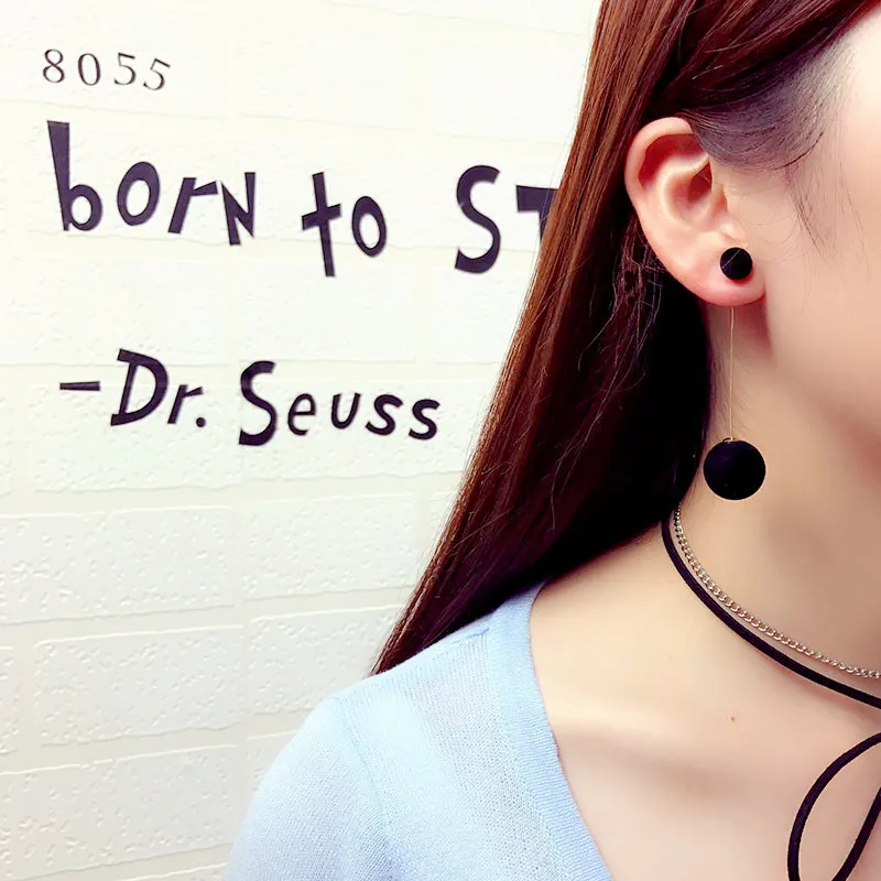 

2019 fashion women wild double-sided high-quality earrings jewelry simple plush ball long temperament sweet earrings jewelry