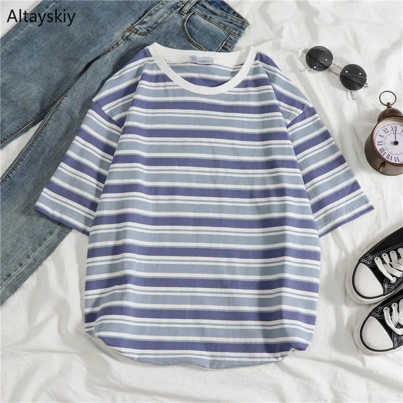 T-shirts Women Summer Korean Version Women's Loose T-shirt 2019 New Rainbow Striped Clothing Simple All-match Chic Short-sleeve