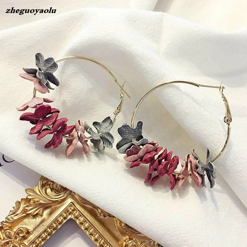 

Korean Version Of The Popular Personality Fashion Temperament Jewelry Wild Net Red Cloth Flower Long Earrings Statement Earrings