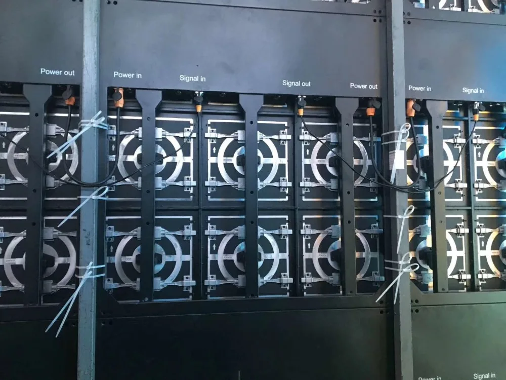 Модуль переднего доступа Светодиодная панель экрана 960x960 мм P10 светодиодная