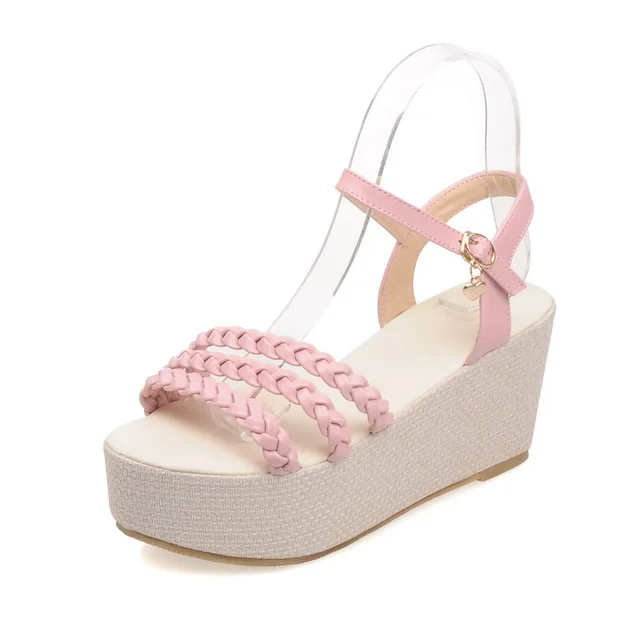 checkered platform sandals