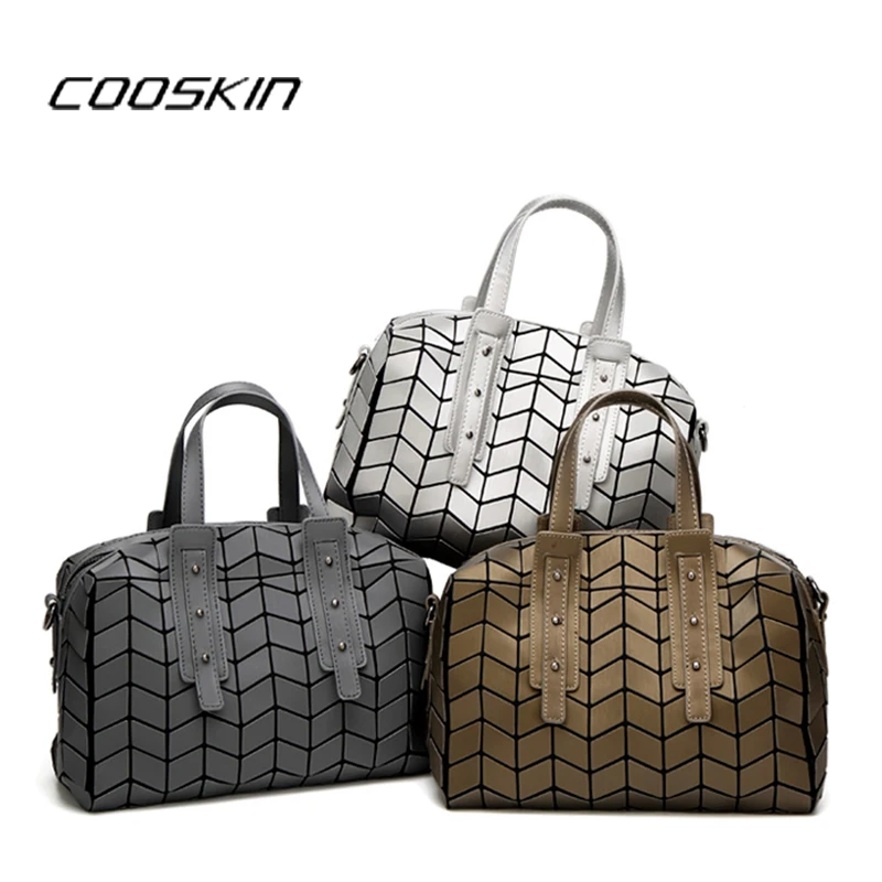 

2017 Famous Brands Women BaoBao Bag Geometry Sequins Mirror Saser Plain Folding Bags Luminous Handbags PU Casual Tote Bao Bao