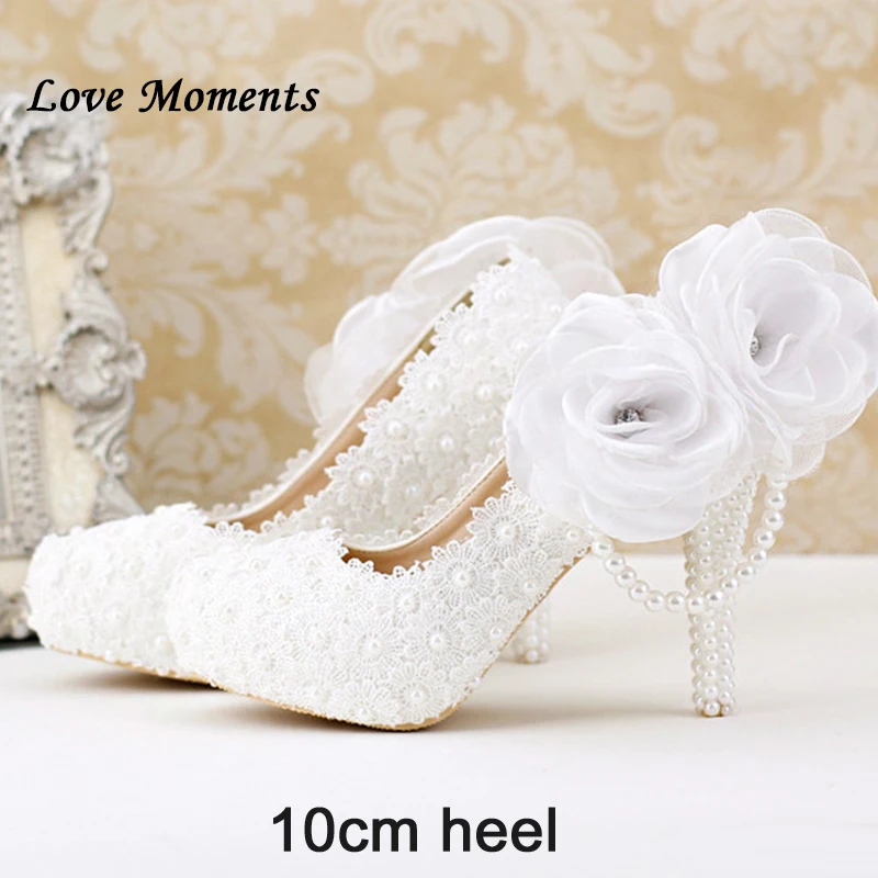 Новинка; Очаровательные Белые свадебные туфли с кружевом и цветочным узором; женские Вечерние туфли на высоком каблуке; обувь на платформе для выступлений; свадебные туфли-лодочки; женская обувь
