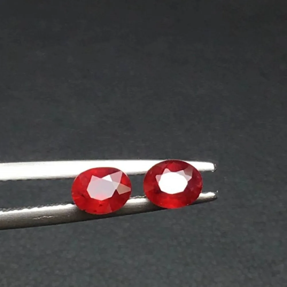 Ювелирные изделия 0.91CT натуральный рубин технические характеристики: 5*4 2 мм
