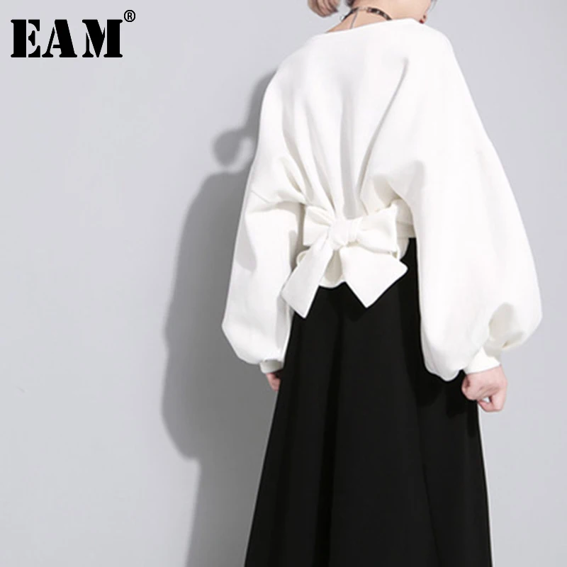 

[EAM] 2019 New Autumn Winter Round Neck Long Sleeve Solid Color Black Back Bandage Bow Loose Sweatshirt Women Fashion JE14101