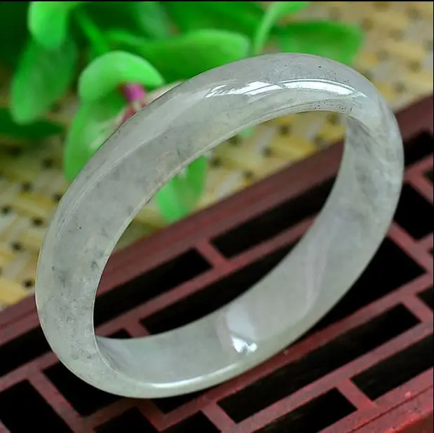 

Natural bracelet ice through the oval Royal jade bracelet Myanmar ice waxy kind of jade bracelet 53MM 00156