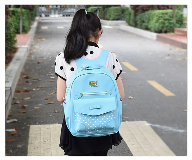 3022619253_1916503538