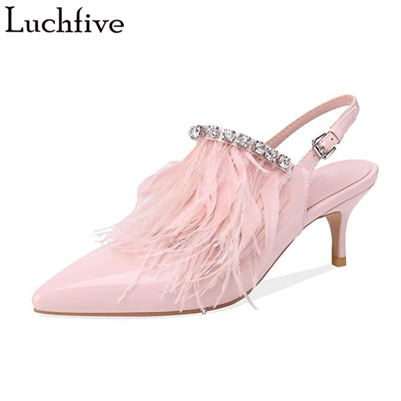 

Luchfive Jeweled Feather Slingbacks Buckle Sandals Women PU Runway Design Thin Middle Heels Pointed Toe Party Shoes Woman Pink