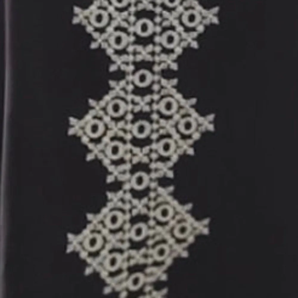 11 - HHX90426085_2019042604073003944