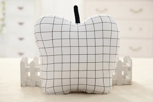 Cute Plaid Apple Pear Plush Doll Toys Fashion Nordic Style Pillow Cushion Home Decoration Plush Doll Toy Christmas Gift SA1277