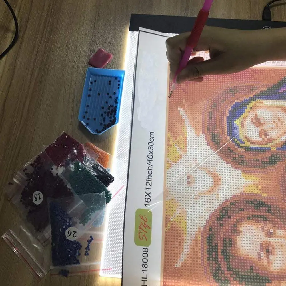 

Diamond Painting Pad Board LED Light Board Ultrathin Dimmable Pad for Rhinestone Painting UD88