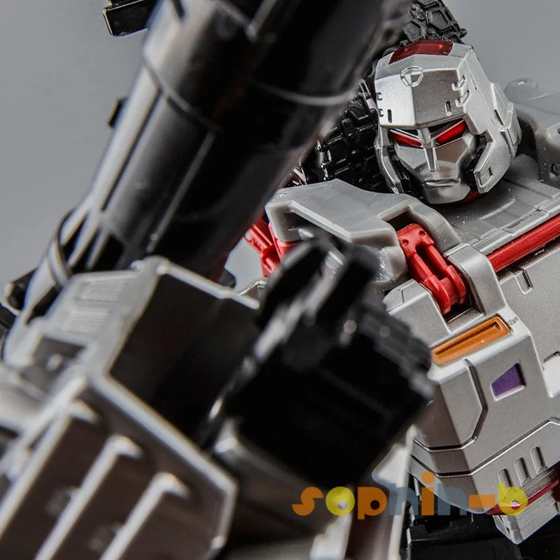 

G1 Transformed KBB LG13 MP36 Megatron Galvatron Collection GT-01G DX9 D09 NE01 Figure