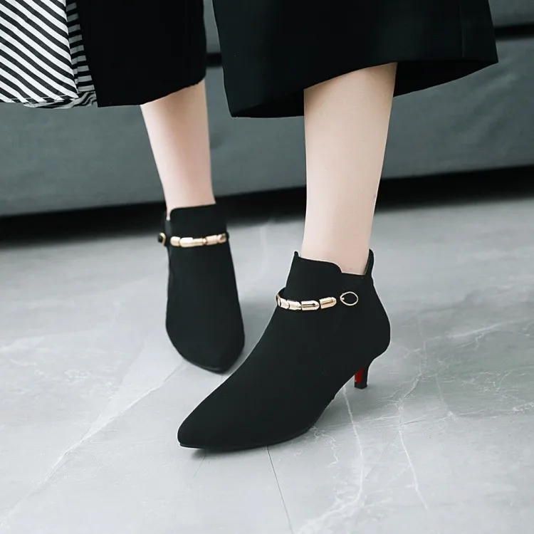 

Big Size 11 12 13 14 15 16 17 Small heel ground suede chain side zipper fine heel low heel pointed Martin boots and boots